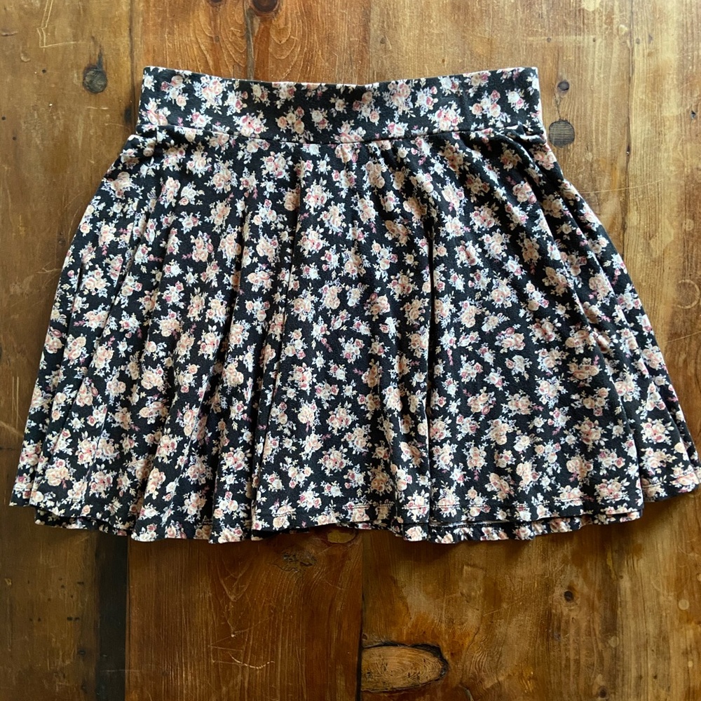 Black and floral mini skirt